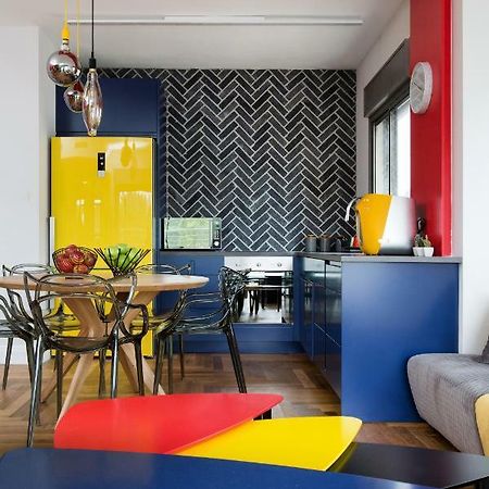 Colorful Bnb Apartment ハイファ エクステリア 写真