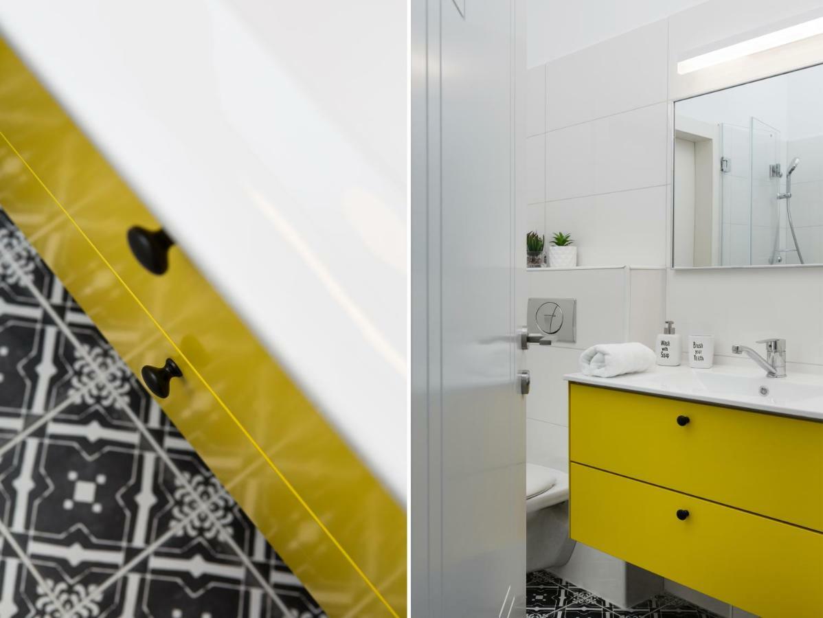 Colorful Bnb Apartment ハイファ エクステリア 写真